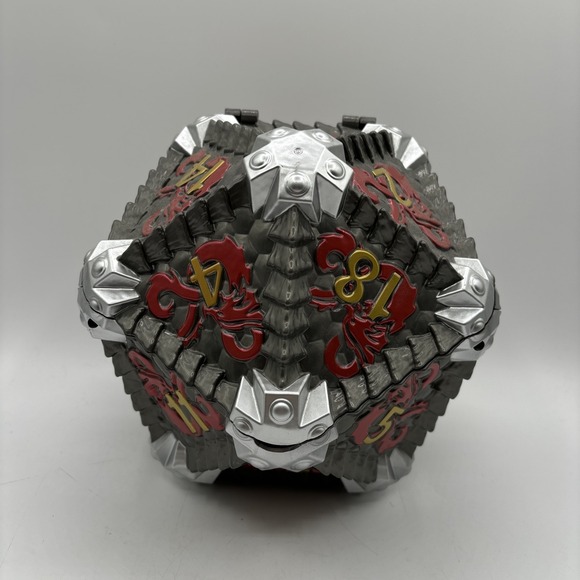 AMC Dungeons & Dragons Honor Among Thieves movie D20 Dice Popcorn Bucket - Picture 2 of 10